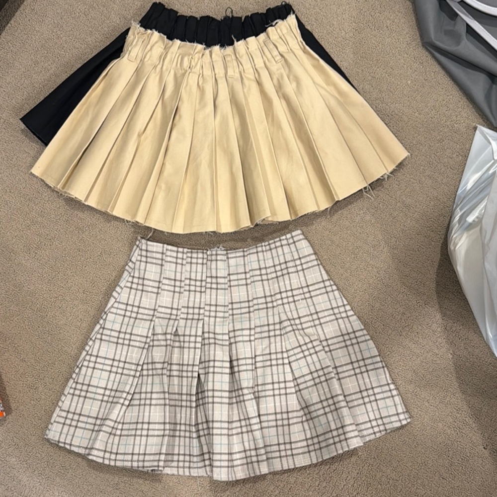 Beige and Black Pleated Skirt
